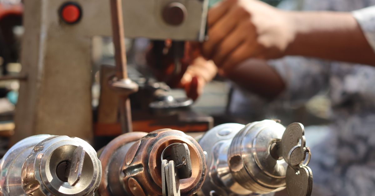 When a Rekey Is Enough — and When You Need a Full Lock Change — Sheepshead Bay Locksmith Brooklyn